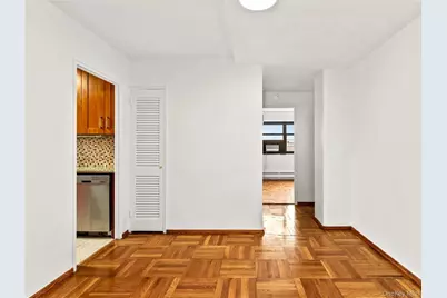 21-66 33rd Road #11B, Astoria, NY 11106 - Photo 7