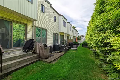 15 Franklin Place #5, Oceanside, NY 11572 - Photo 17