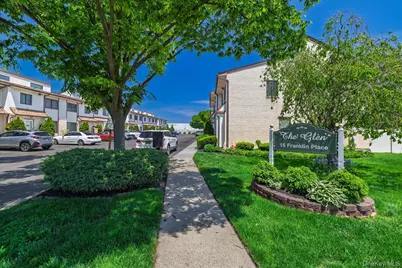 15 Franklin Place #5, Oceanside, NY 11572 - Photo 1