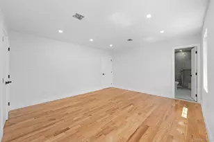 111-26 177th St, Jamaica, NY 11433 - Photo 9