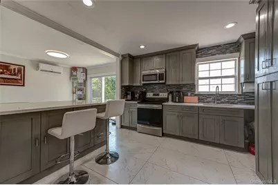 7 Howard Street, Selden, NY 11784 - Photo 7