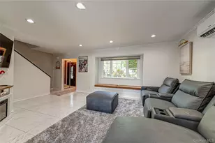 7 Howard St, Selden, NY 11784 - Photo 5