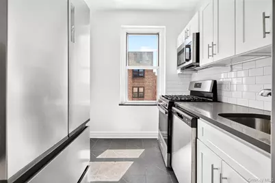601 Pelham Parkway N #618, Bronx, NY 10467 - Photo 37