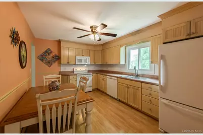 89 Ardmore Drive, Wappingers Falls, NY 12590 - Photo 11