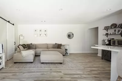 49 Navajo Court #49, Coram, NY 11727 - Photo 5