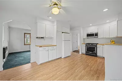 1753 Maurice Avenue, East Meadow, NY 11554 - Photo 11
