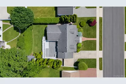 1753 Maurice Avenue, East Meadow, NY 11554 - Photo 35