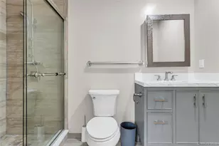 13 Potomac Ct, Coram, NY 11727 - Photo 15