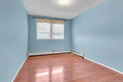 13 Potomac Court, Coram, NY 11727 - Photo 19