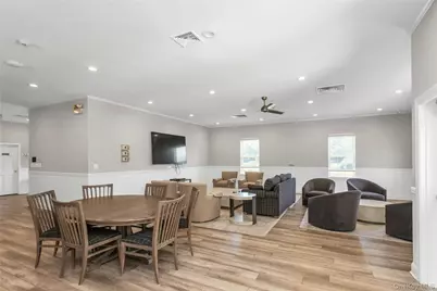 13 Potomac Court, Coram, NY 11727 - Photo 23