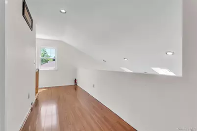 13 Potomac Court, Coram, NY 11727 - Photo 17