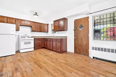 3885 Paulding Avenue, Bronx, NY 10469 - Photo 3