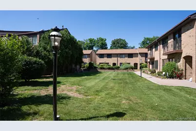 11 Jackson #74, Scarsdale, NY 10583 - Photo 5