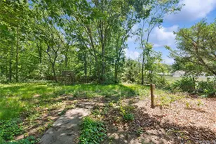 111 S Coleman Rd, Centereach, NY 11720 - Photo 23