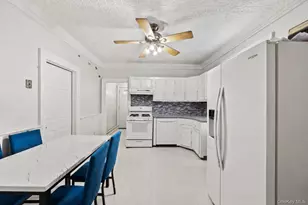 19 W Maple Ave, Suffern, NY 10901 - Photo 5