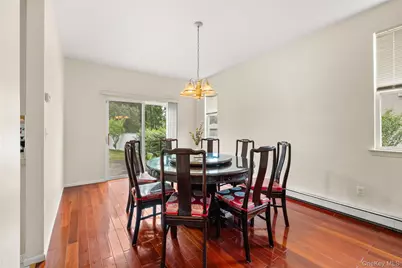 27 Laurel Lane, Holtsville, NY 11742 - Photo 5