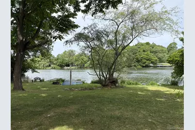 50 Pine Street, Patchogue, NY 11772 - Photo 17