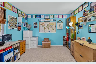 1288 Boston Avenue, Bay Shore, NY 11706 - Photo 23