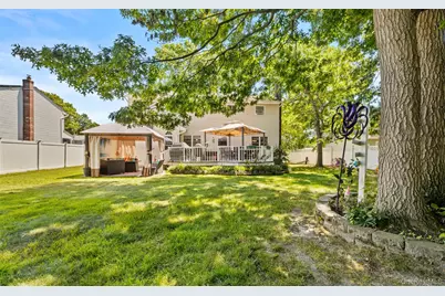 1288 Boston Avenue, Bay Shore, NY 11706 - Photo 31