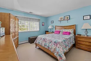 1288 Boston Ave, Bay Shore, NY 11706 - Photo 17