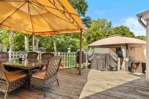 1288 Boston Ave, Bay Shore, NY 11706 - Photo 27
