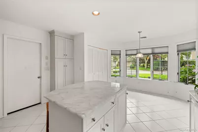 34 Cedar Ridge Lane, Bay Shore, NY 11706 - Photo 5