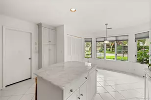34 Cedar Rdg Ln, Bay Shore, NY 11706 - Photo 5