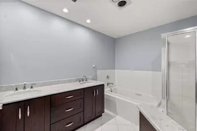 34 Cedar Ridge Lane, Bay Shore, NY 11706 - Photo 13