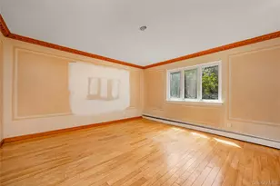 1103 Carlls Straight Path, Dix Hills, NY 11746 - Photo 15