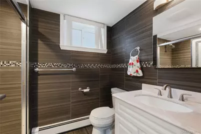 3 Hardy Place, Yonkers, NY 10703 - Photo 29