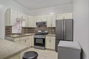 104-55 39th Ave, Corona, NY 11368 - Photo 5