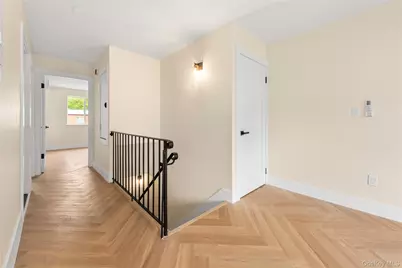 1442 33rd Avenue #1, Astoria, NY 11106 - Photo 5