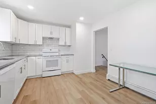 841 Willow Rd, Franklin Square, NY 11010 - Photo 9