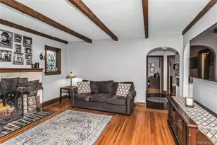20 Voorhees Pl, Malverne, NY 11565 - Photo 7