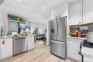 89 S Elroy Dr, Montauk, NY 11954 - Photo 3