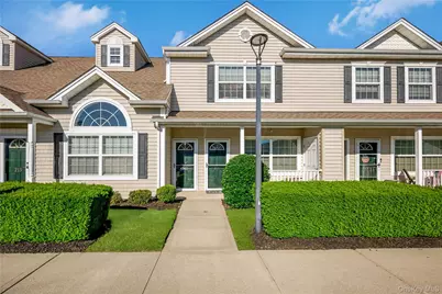 212 Willow Lane, Valley Stream, NY 11580 - Photo 1