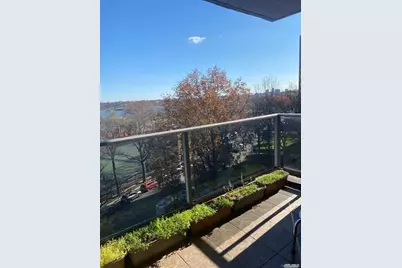 61-20 Grand Central Parkway #C 705, Forest Hills, NY 11375 - Photo 17