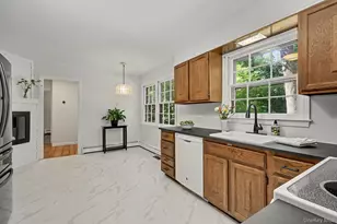 15 Westchester Ave, Pound Ridge, NY 10576 - Photo 9