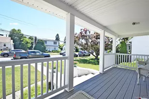88 East St, Hicksville, NY 11801 - Photo 5