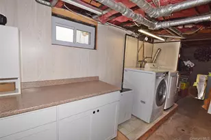 88 East St, Hicksville, NY 11801 - Photo 27