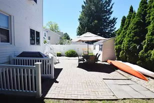 88 East St, Hicksville, NY 11801 - Photo 29