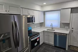 57 Shipman, North Babylon, NY 11703 - Photo 3