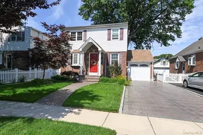258 Rintin Street, Franklin Square, NY 11010 - Photo 29