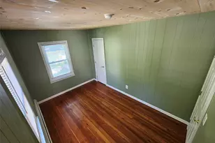 3 White St, Highland, NY 12528 - Photo 17