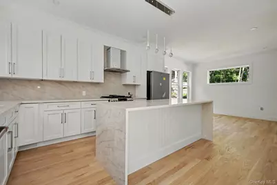 18 Laurel Road, South Salem, NY 10590 - Photo 11