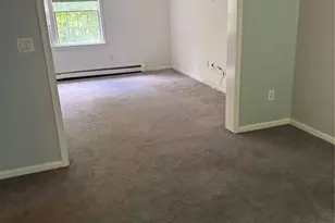 272 Van Wyck Lake Rd, Fishkill, NY 12524 - Photo 9