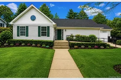 39 Merrimack Road, Smithtown, NY 11787 - Photo 7