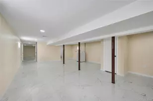 153-11 124th Ave, Jamaica, NY 11434 - Photo 37