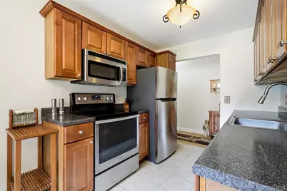 2449 Union Boulevard #39A, Islip, NY 11751 - Photo 5