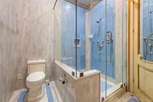 187-10 Aberdeen Rd, Jamaica, NY 11432 - Photo 17